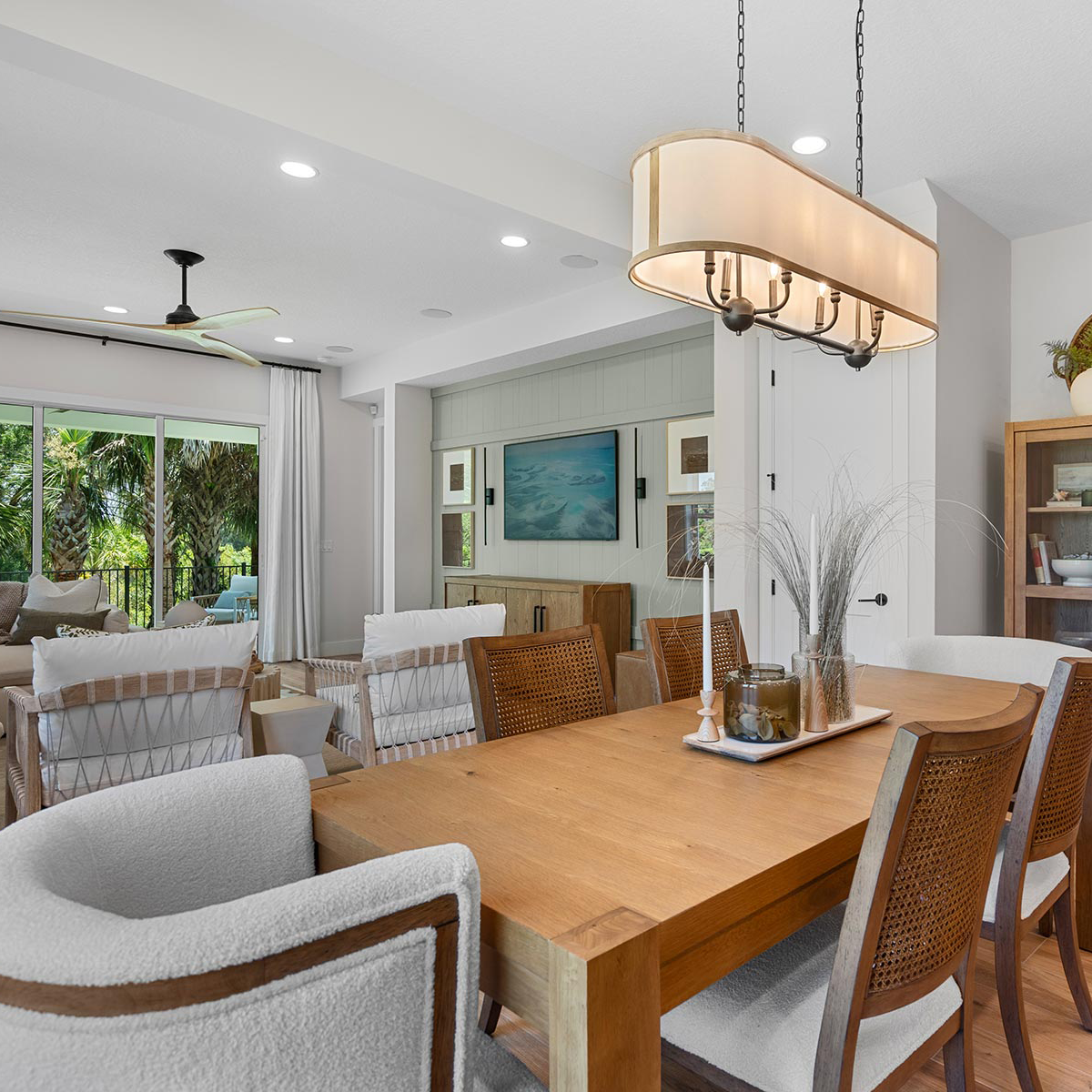 gallery7-coquina-madeira-new-homes-for-sale-st-augustine-fl-real-estate-moultrie-dining-table-1800x1200